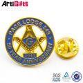 Promotional metal national day vip gold and silver badges